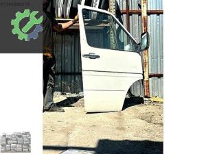 VW LT 35 DOLU SAG ÖN KAPI