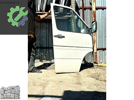 Volkswagen LT Kapı Menteşesi çıkma parça