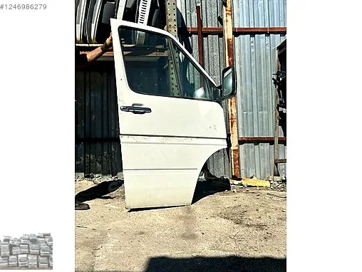 Volkswagen LT Kapı Menteşesi çıkma parça