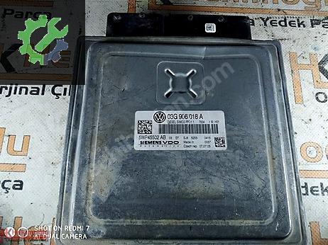 Volkswagen Passat Beyin 03G906018A çıkma parça