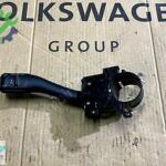 Volkswagen Passat Sıfır Sinyal Kolu 8L0953513J