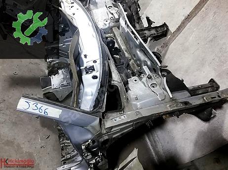 Volkswagen Passat Marşpiyel Sacı çıkma parça
