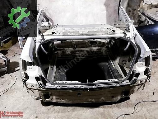 Volkswagen Passat Marşpiyel Sacı çıkma parça