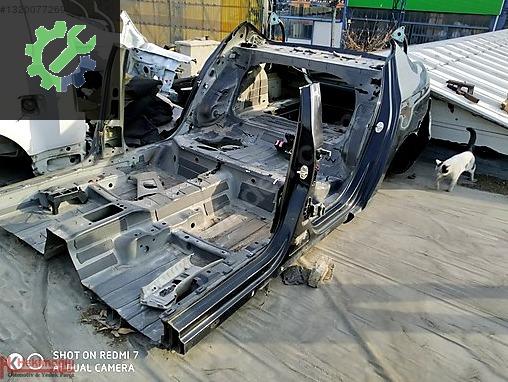 Volkswagen Passat Marşpiyel Sacı çıkma parça