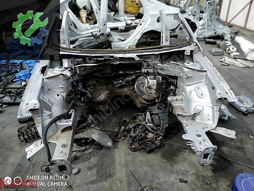 Volkswagen Passat Marşpiyel Sacı çıkma parça