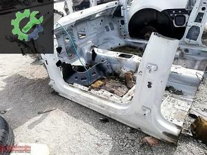 VW PASSAT B8 MARŞPİYEL ORTA DİREK YAN DUVAR