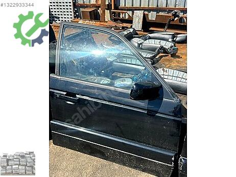 Volkswagen Passat Kapı (Ön Sağ) çıkma parça