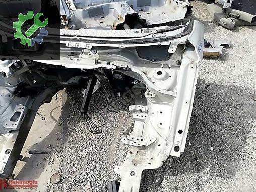 Volkswagen Passat Marşpiyel Sacı çıkma parça