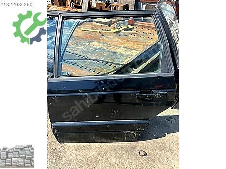 Volkswagen Passat Kapı (Arka Sol) çıkma parça