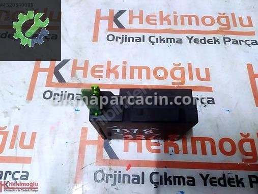 Volkswagen Passat Cam Kaldırma Modülü 3C0959792 çıkma parça