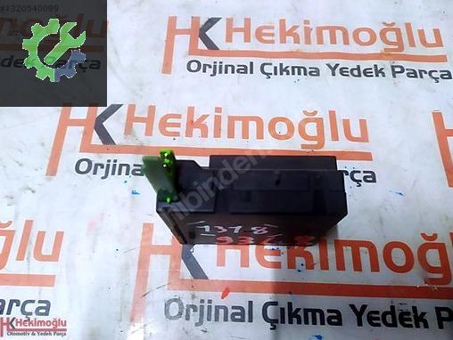 Volkswagen Passat Sağ Motor Beyni 3C0959792 çıkma parça