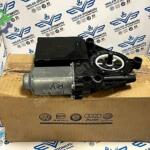Skoda Superb Sıfır Cam Motoru 1T0959702E