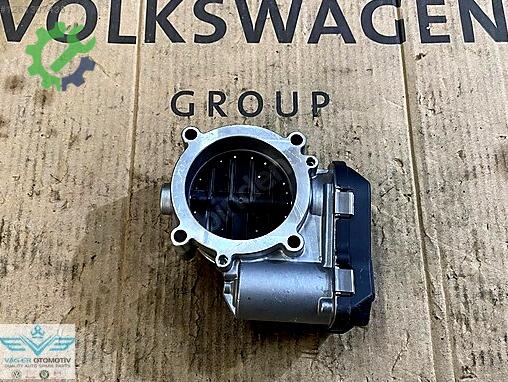 Volkswagen Touareg Emme Manifoldu 03H133062C çıkma parça