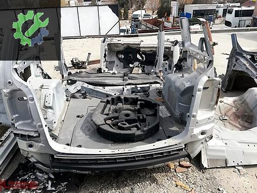 Volkswagen Touran Marşpiyel Sacı çıkma parça