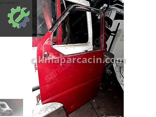 Volkswagen Transporter Sağ Kapı çıkma parça