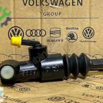 Volkswagen Transporter 1992-2003 Sıfır Debriyaj 701721401B Üst