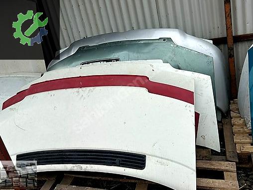 VW TRANSPORTER T4 ÖN KAPUT
