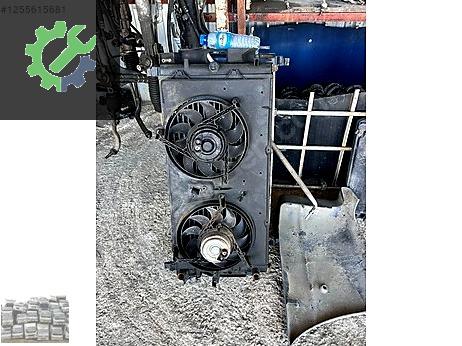 Volkswagen Transporter Radyatör çıkma parça