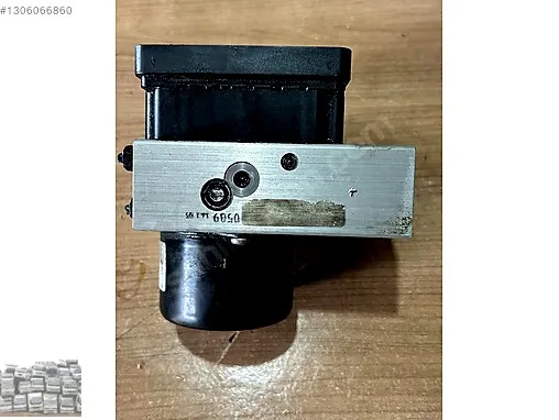 Volkswagen Transporter ABS Beyni 7H0907379C çıkma parça