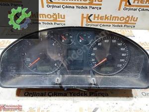 VW TRANSPORTER T5 KİLOMETRE SAATİ KADRAN 88311346, 88 311 346 Kİ