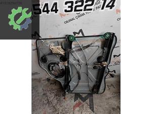 VW TRANSPORTER T5 T6 CAM KRİKOSU VE MOTORU ÇIKMA
