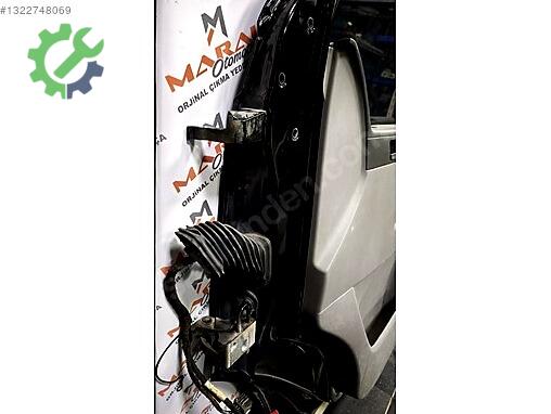 Volkswagen Transporter Kapı (Ön Sağ) çıkma parça