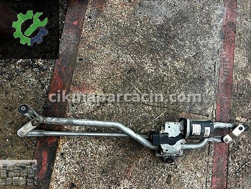 Volkswagen Transporter Silecek Motoru çıkma parça