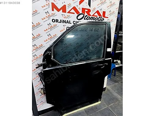 Volkswagen Transporter Kapı (Ön Sol) çıkma parça
