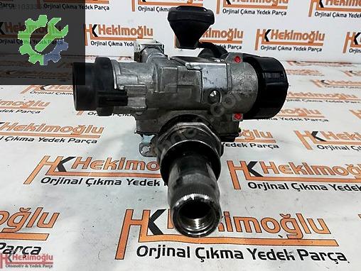 Volkswagen Transporter Direksiyon Mili 7E1419501L çıkma parça