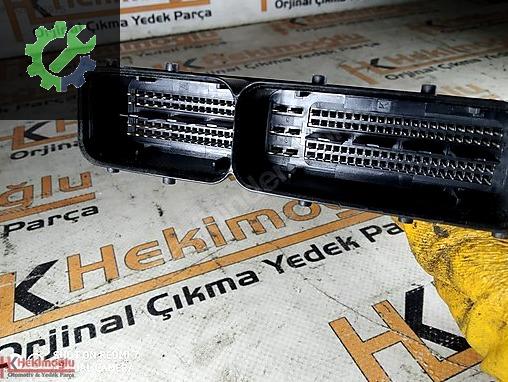 Volkswagen Caddy Beyin 04L907309 çıkma parça