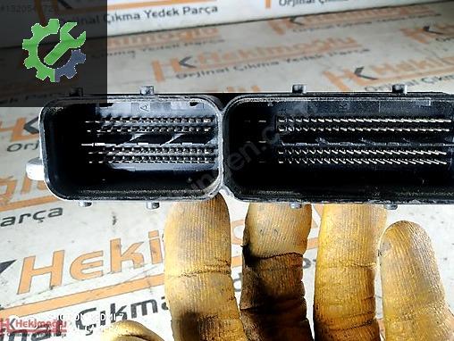 Volkswagen Transporter Beyin 070906016AJ çıkma parça