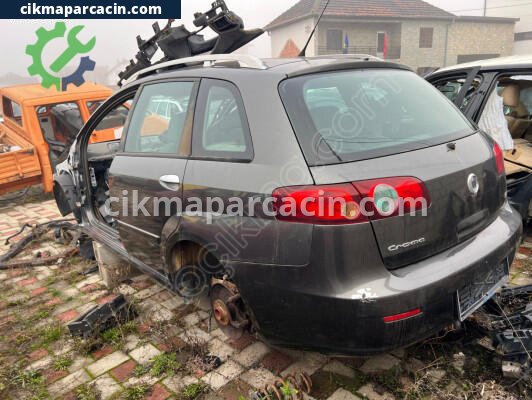 Fiat Croma Tampon Reflektörü çıkma parça