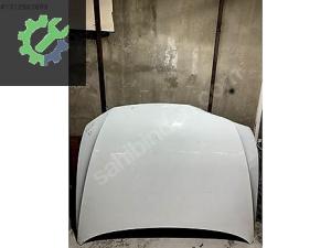 Volkswageb Passat B8/8.5 beyaz ön kaput