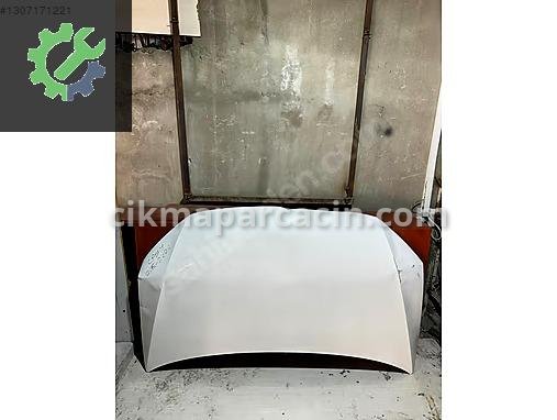 Volkswagen Caddy Kaput çıkma parça