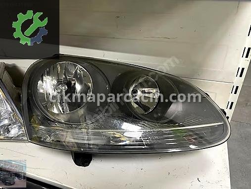 Volkswagen Golf Sağ Ön Far çıkma parça