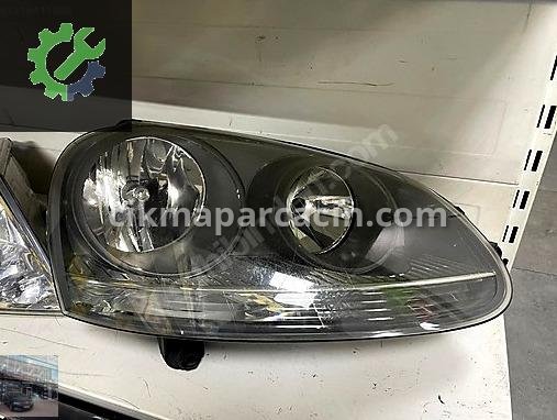 Volkswagen Golf Sağ Ön Far çıkma parça