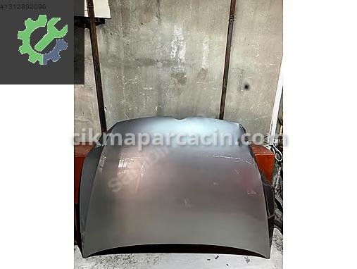 Volkswagen Golf Kaput 5G0823031 çıkma parça