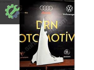 Volkswagen Golf 8 sağ ön çamurluk