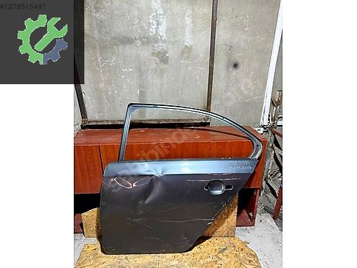 Volkswagen Jetta sol arka kapı 2011-2017