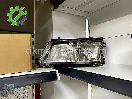Volkswagen Passat Sol Ön Far çıkma parça
