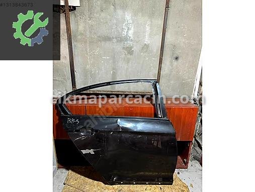 Volkswagen Passat Sağ Arka Kapı çıkma parça