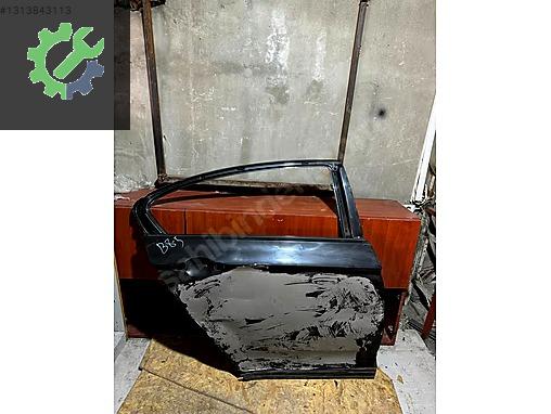 Volkswagen Passat Sağ Arka Kapı Çıkma Parça İstanbul