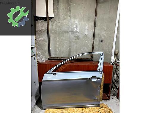 Volkswagen Passat Dış Kapı Kolu Çıkma Parça İSTANBUL
