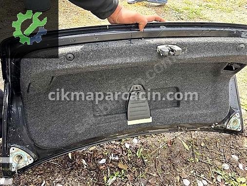 Volkswagen Passat Bagaj çıkma parça