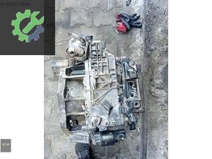Volkswagen Polo 1.4 benzinli otomatik şanzıman