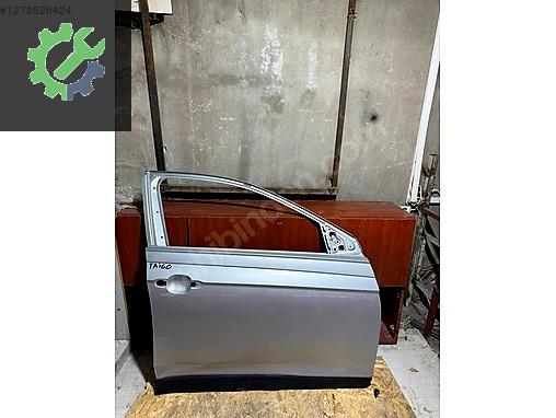 Volkswagen Taigo sağ ön kapı