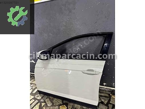 Volkswagen Taigo Sol Ön Kapı çıkma parça