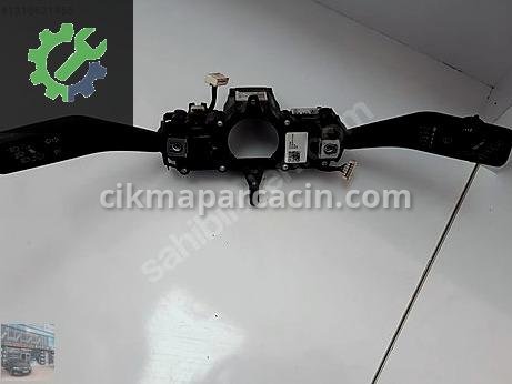 Volkswagen Touran Silecek Kolu çıkma parça