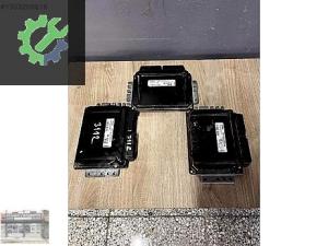 Volvo s40 v40 motor beyni 97 2004