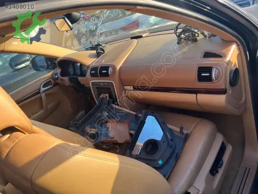 Porsche Cayenne Torpido çıkma parça